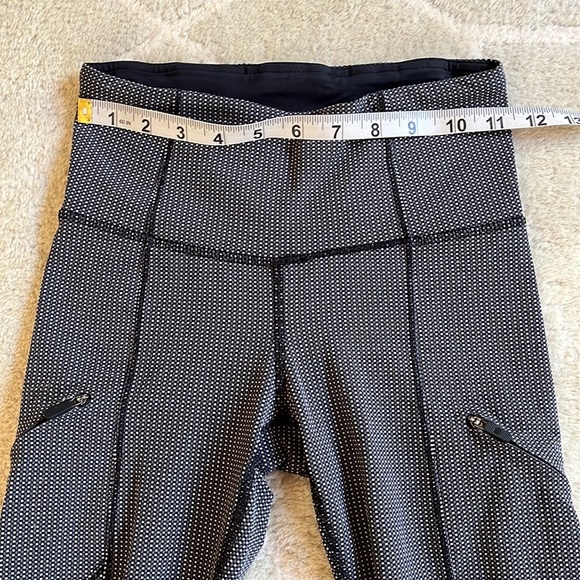 Lululemon Cadence Crusher Tights - Picture 14 of 16